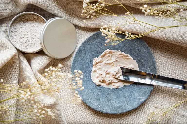 Gentle face mask 2 768x512.jpg